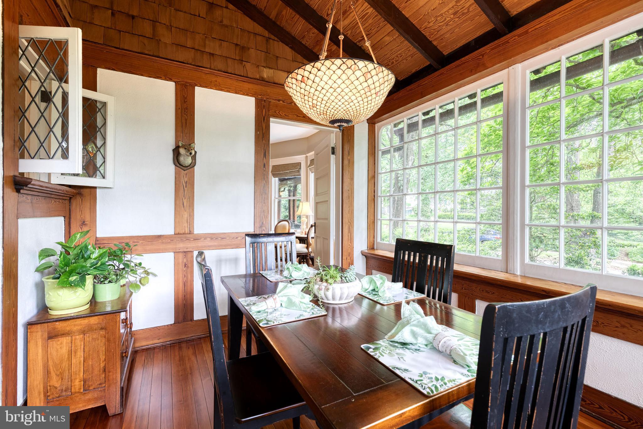 ROLAND PARK - Residential