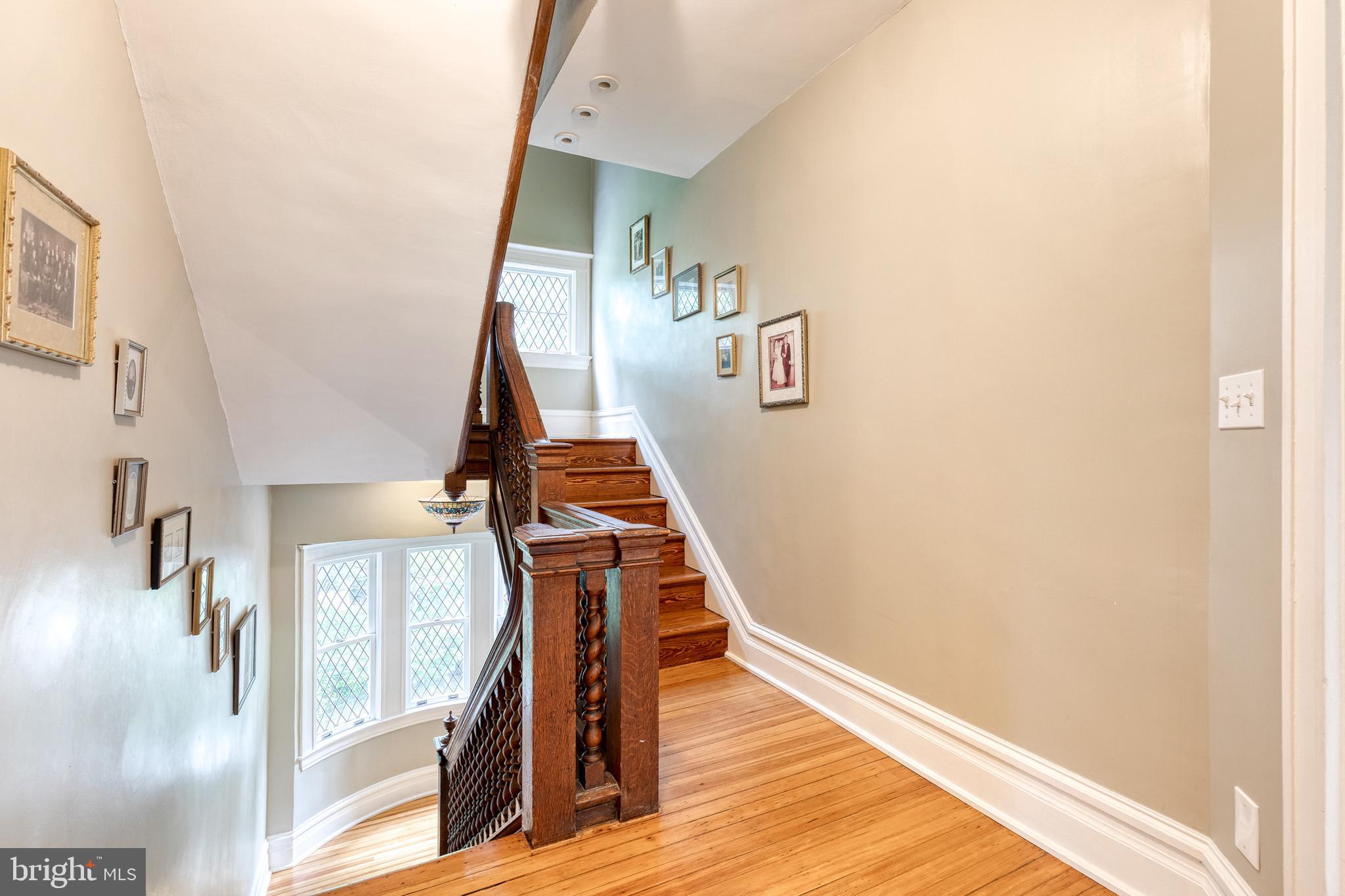 ROLAND PARK - Residential