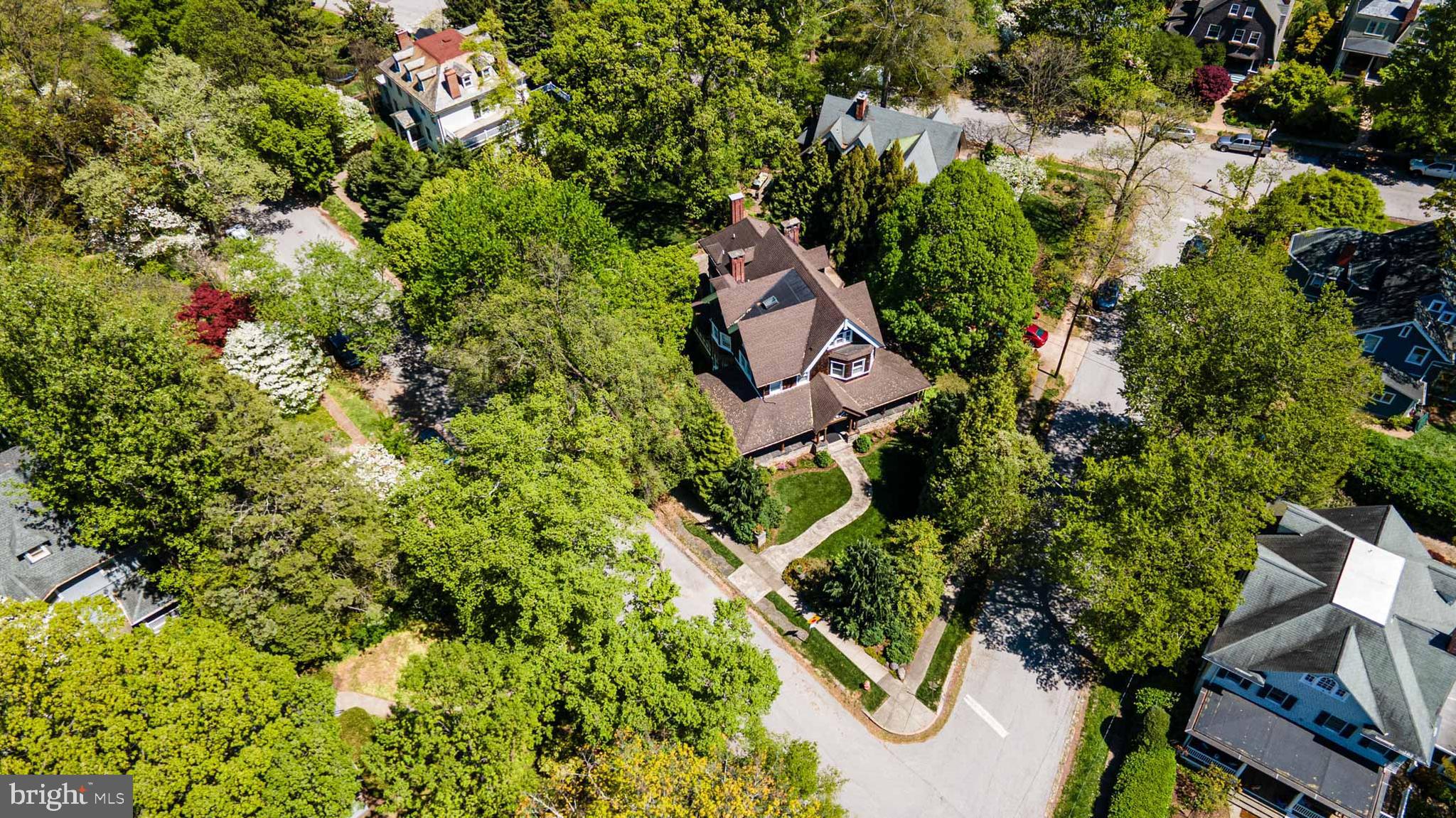 ROLAND PARK - Residential