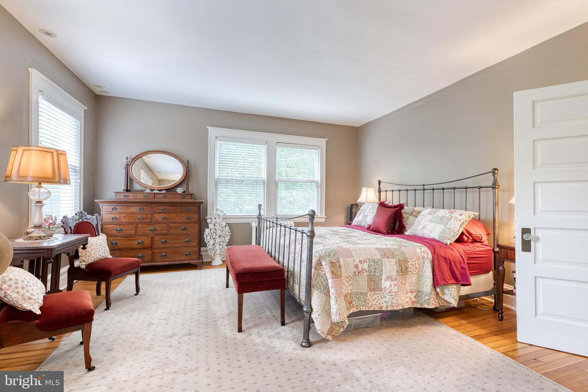 ROLAND PARK - Residential
