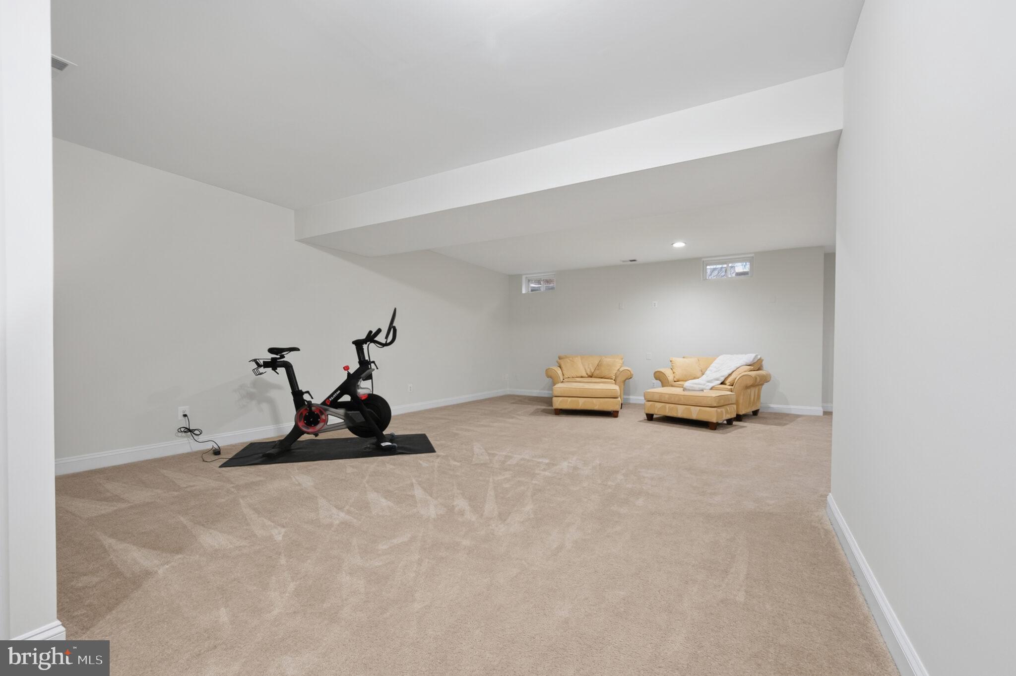 ASHBURN PLACE - Residential