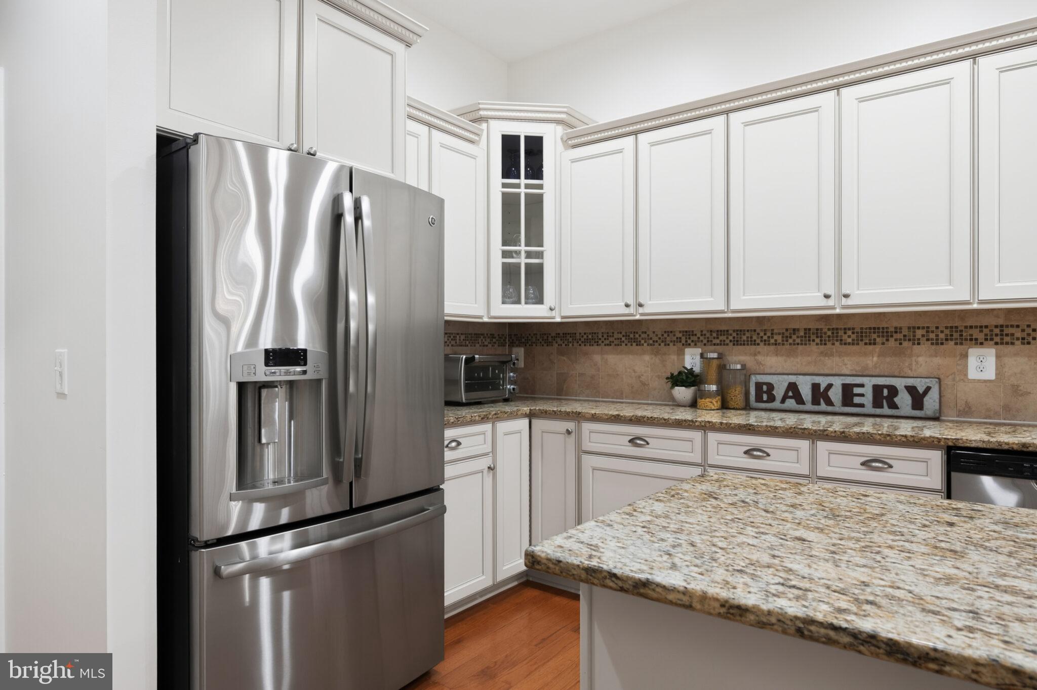 ASHBURN PLACE - Residential