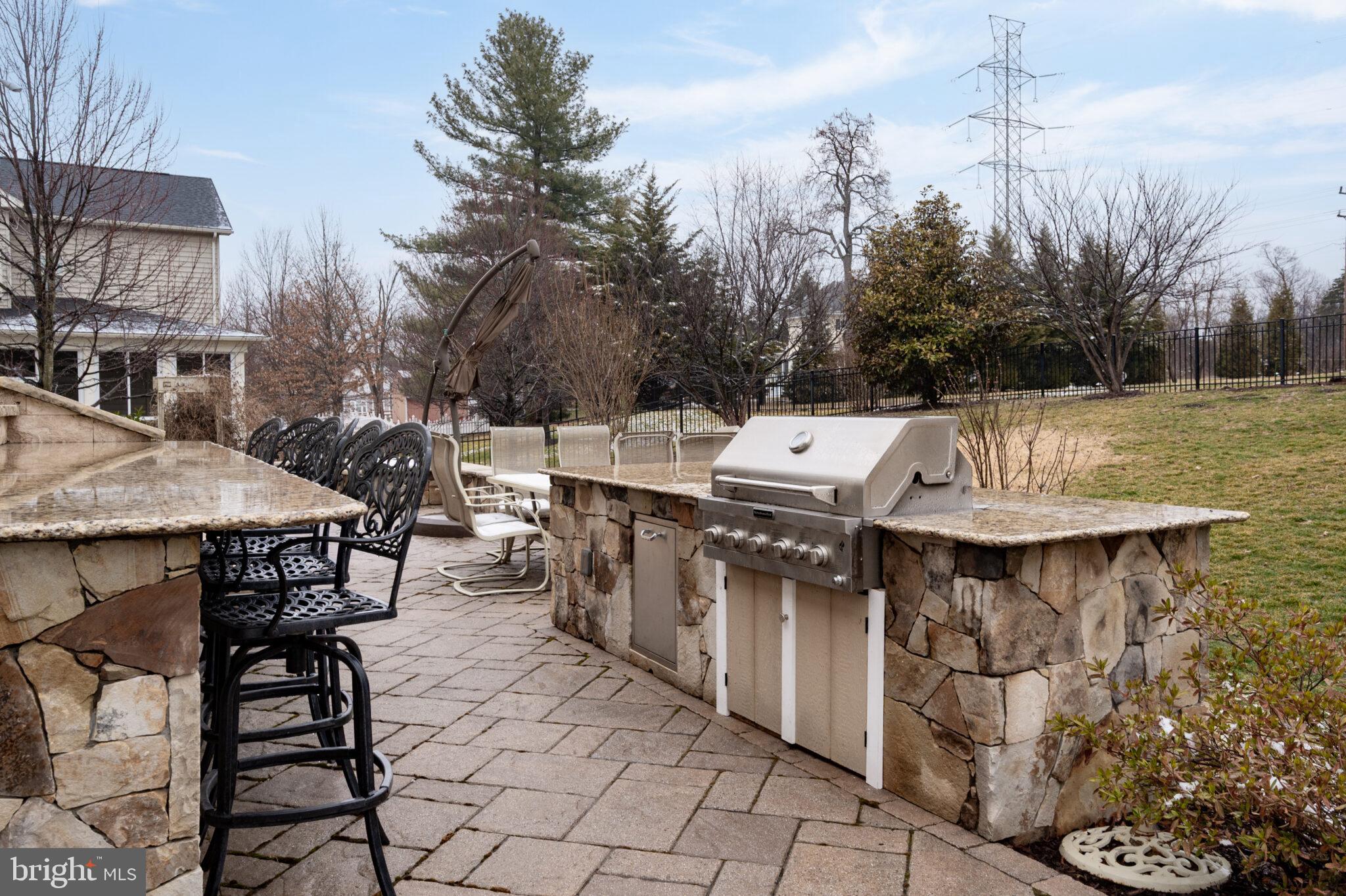 ASHBURN PLACE - Residential