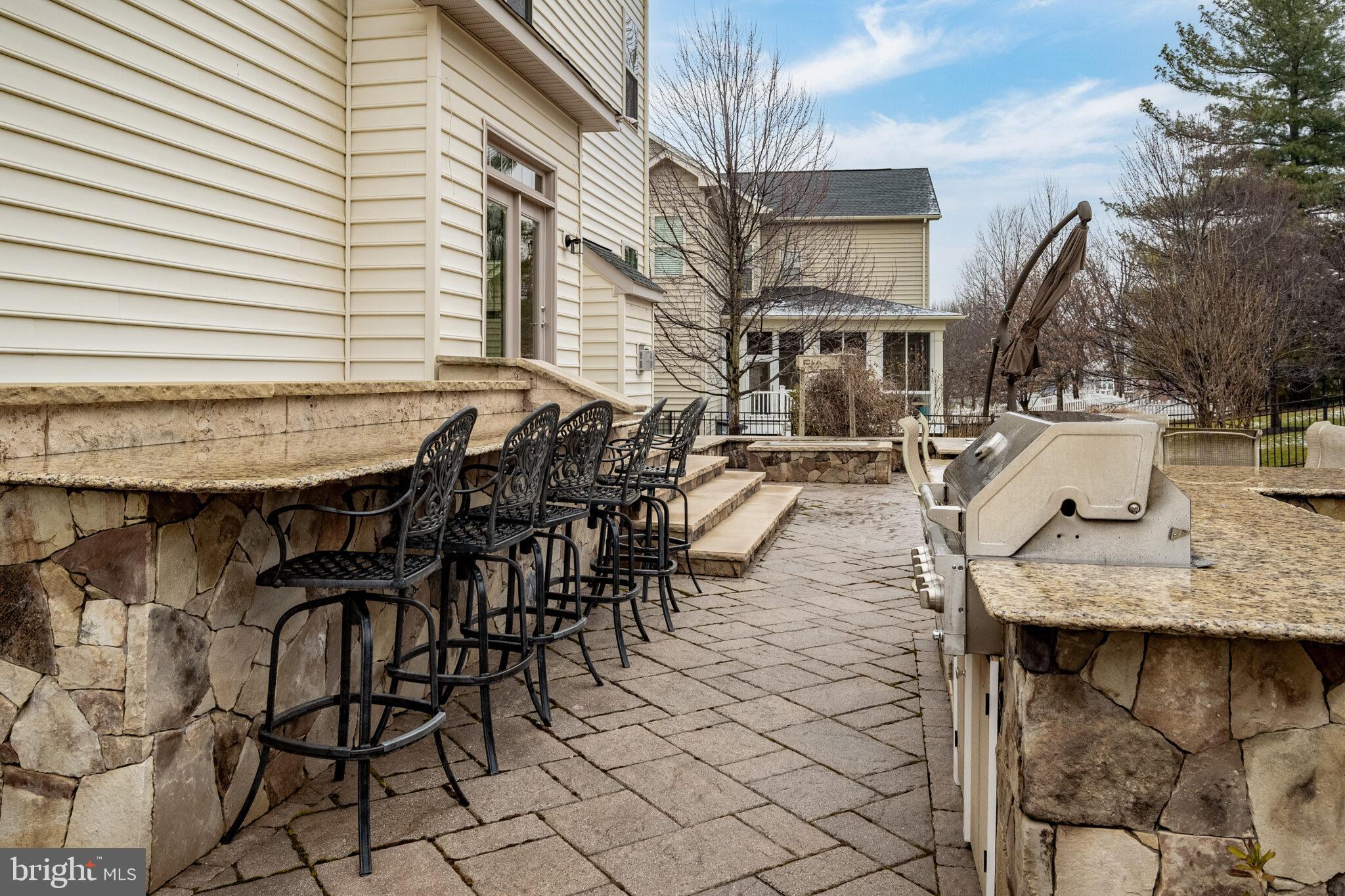 ASHBURN PLACE - Residential