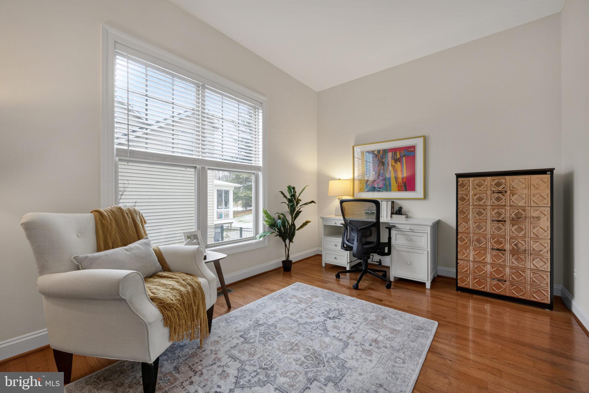 ASHBURN PLACE - Residential