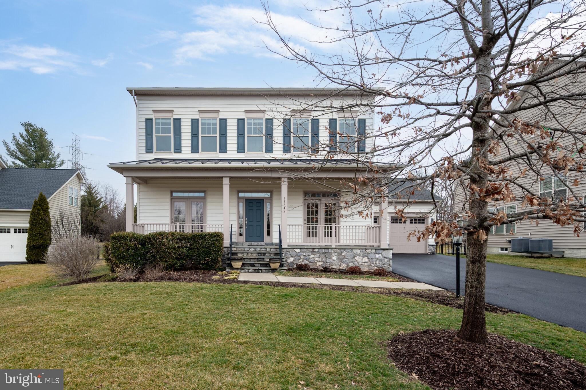 ASHBURN PLACE - Residential