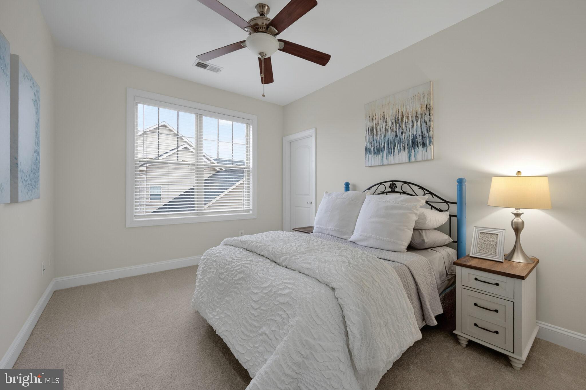 ASHBURN PLACE - Residential