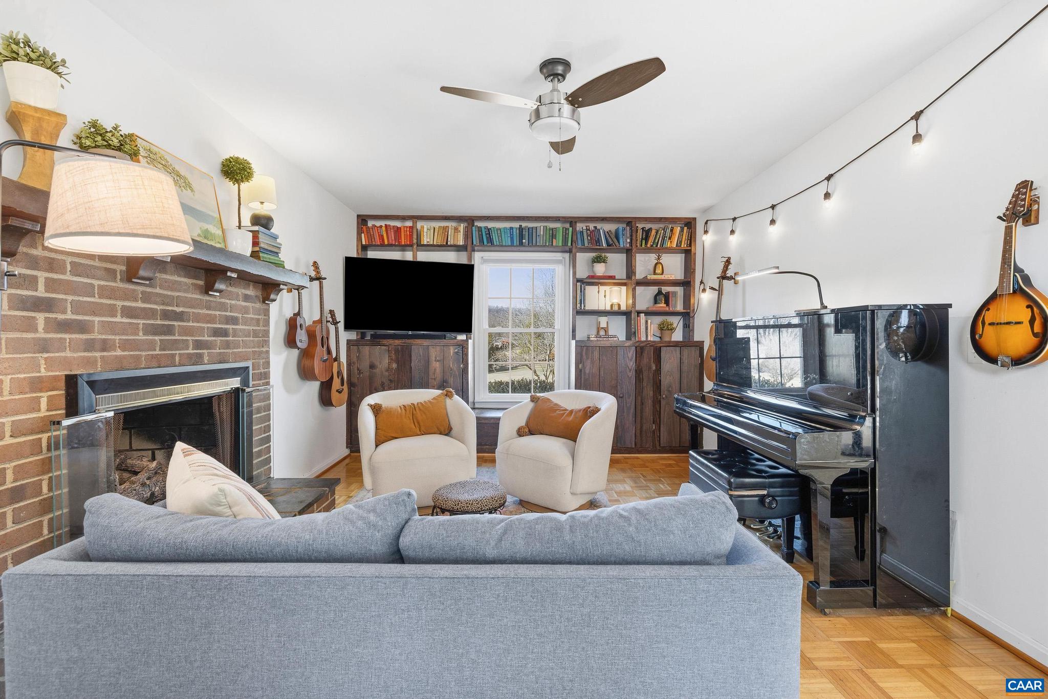 LAYDAN VILLAGE - Residential