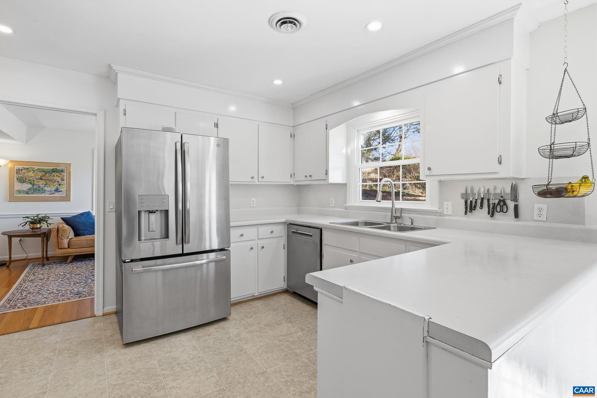 LAYDAN VILLAGE - Residential