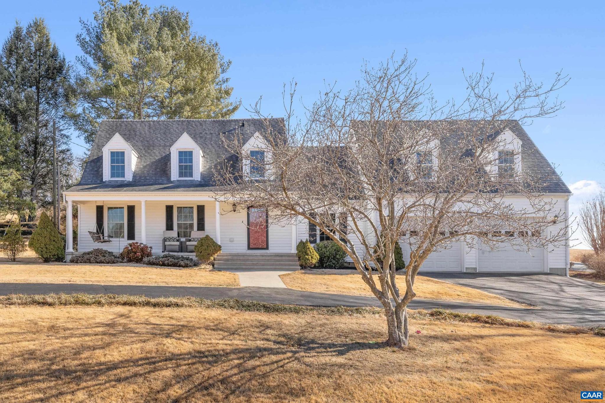 LAYDAN VILLAGE - Residential