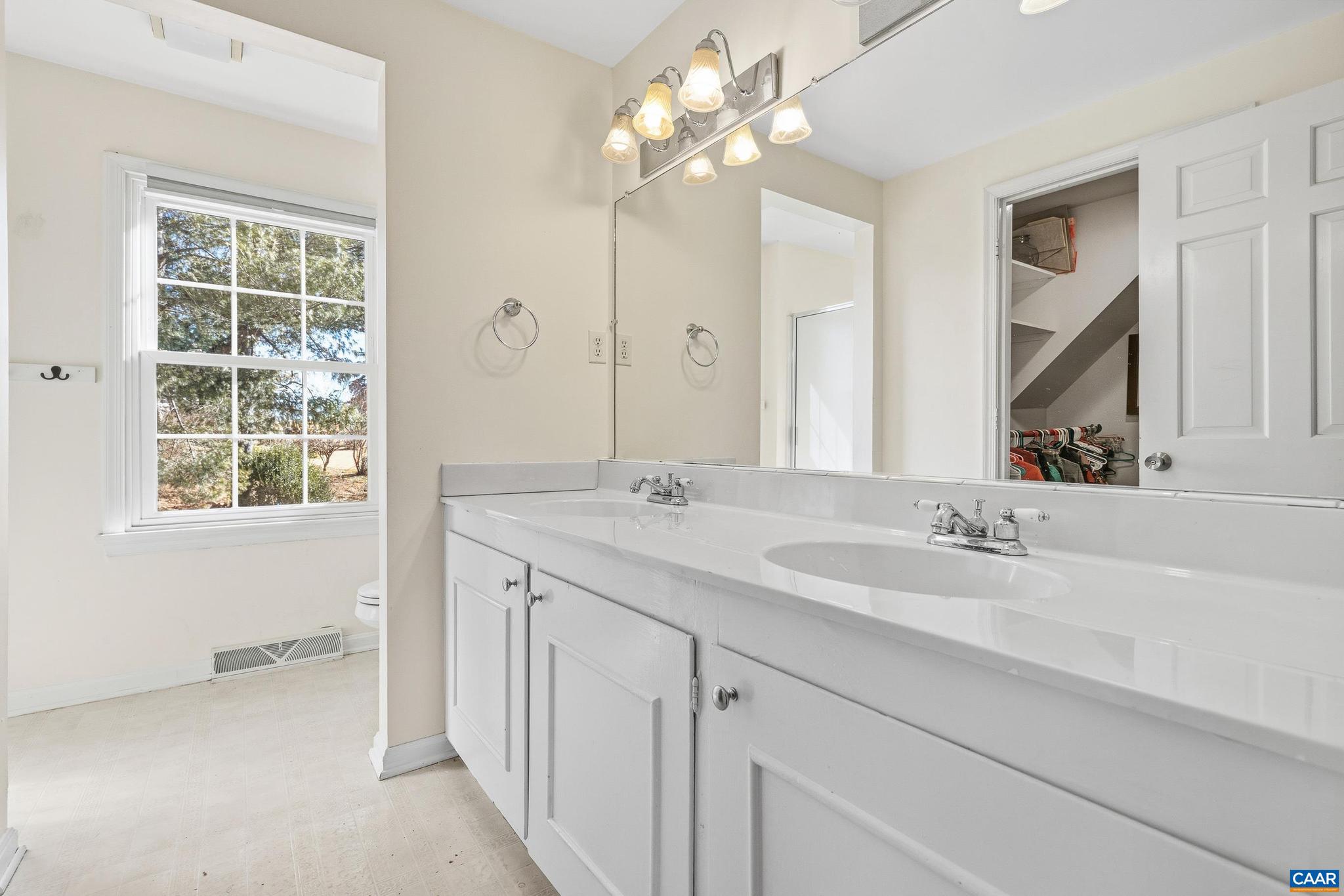 LAYDAN VILLAGE - Residential