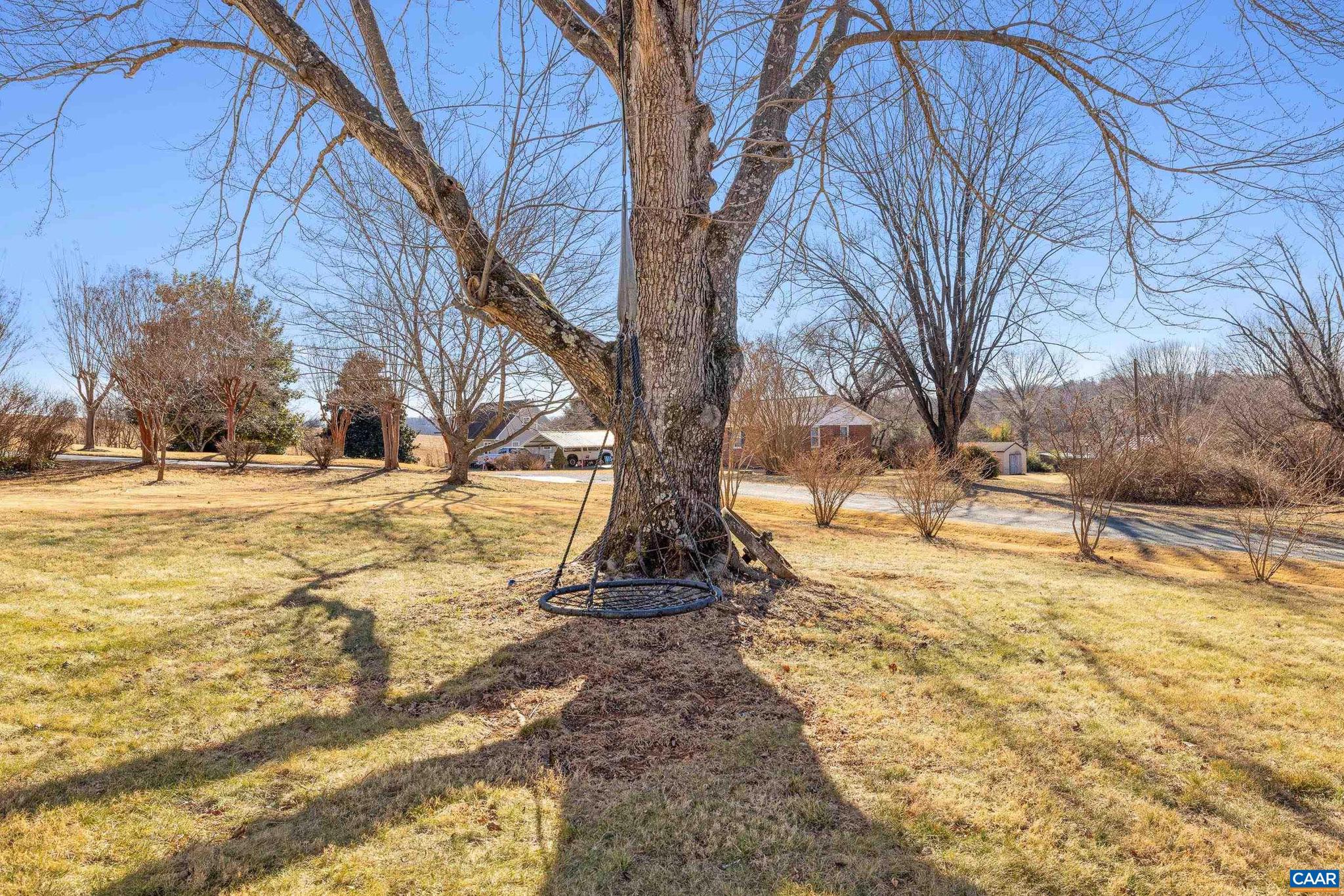 LAYDAN VILLAGE - Residential