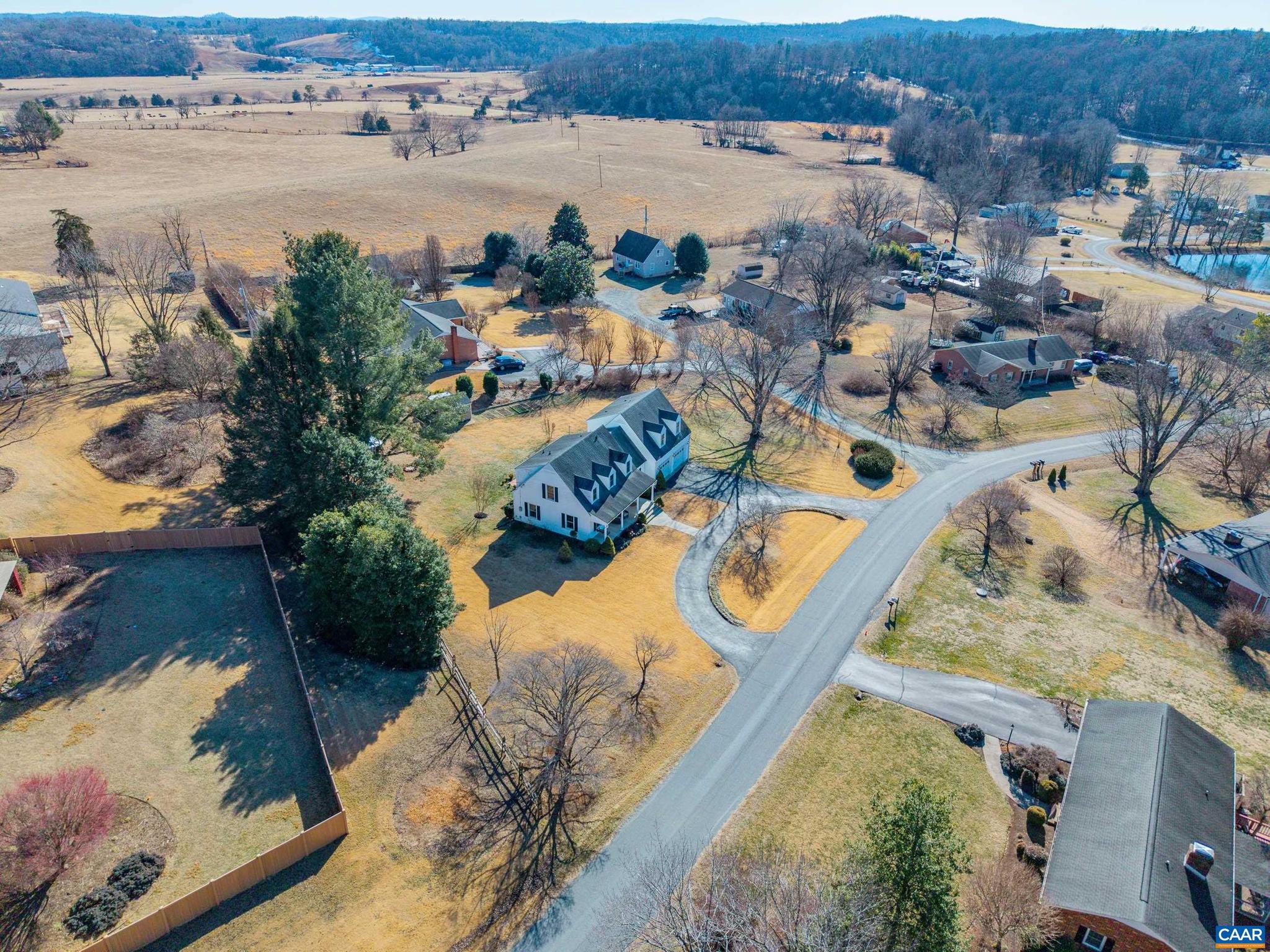 LAYDAN VILLAGE - Residential