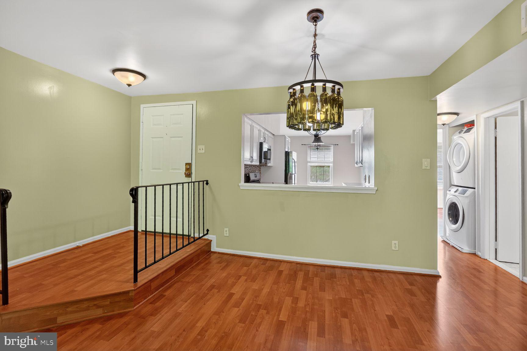 15 PICKERING COURT 201