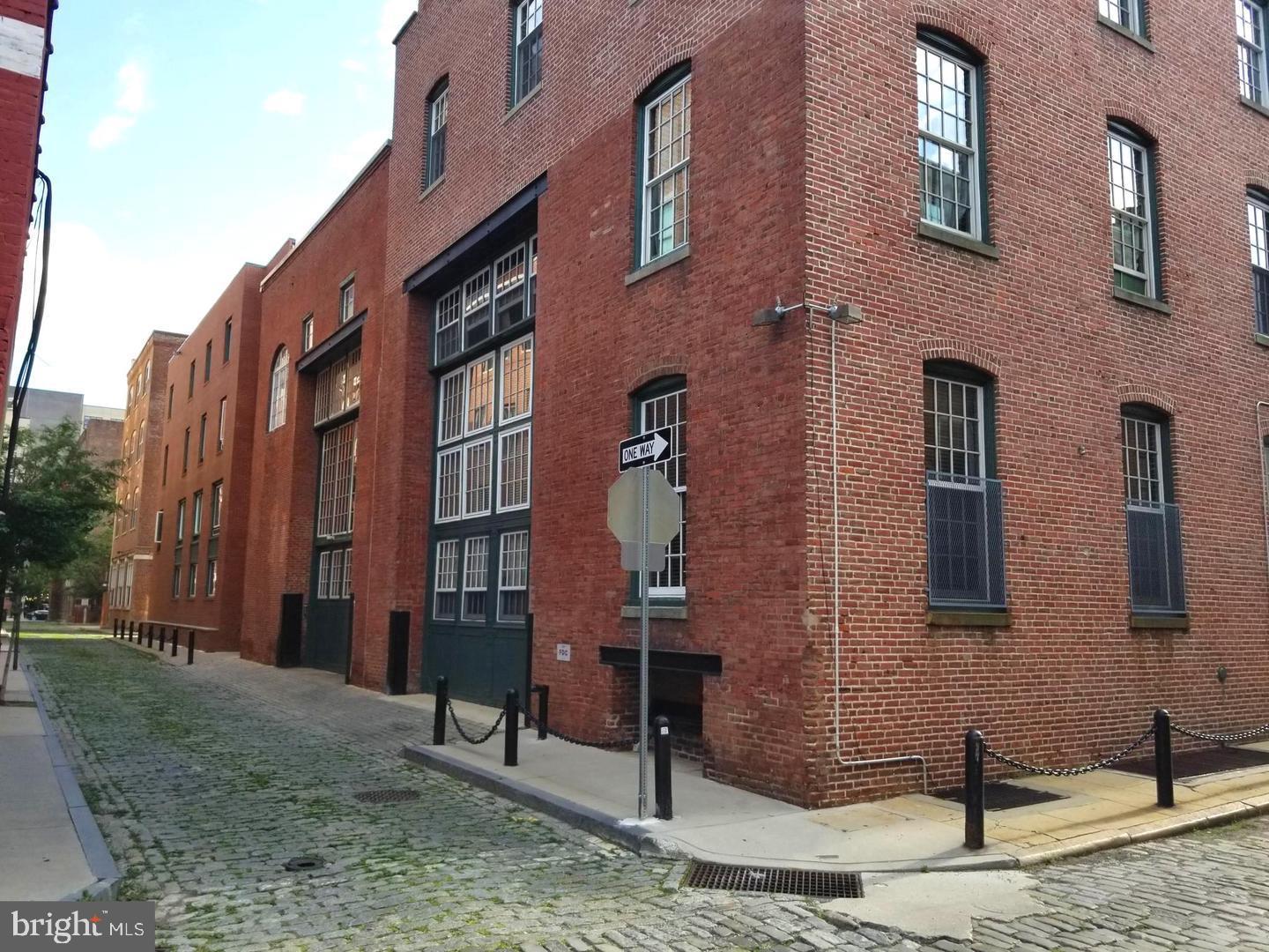 OLD CITY - Residential Lease