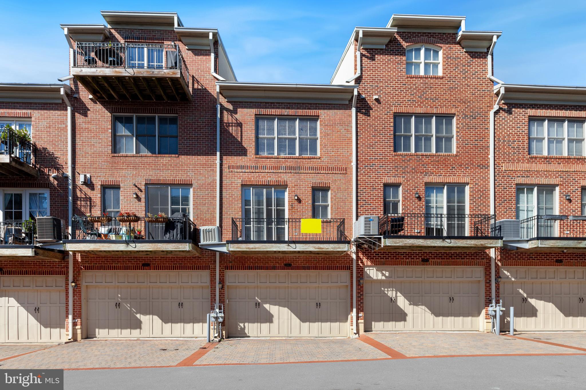 NORTH SHORE - Residential