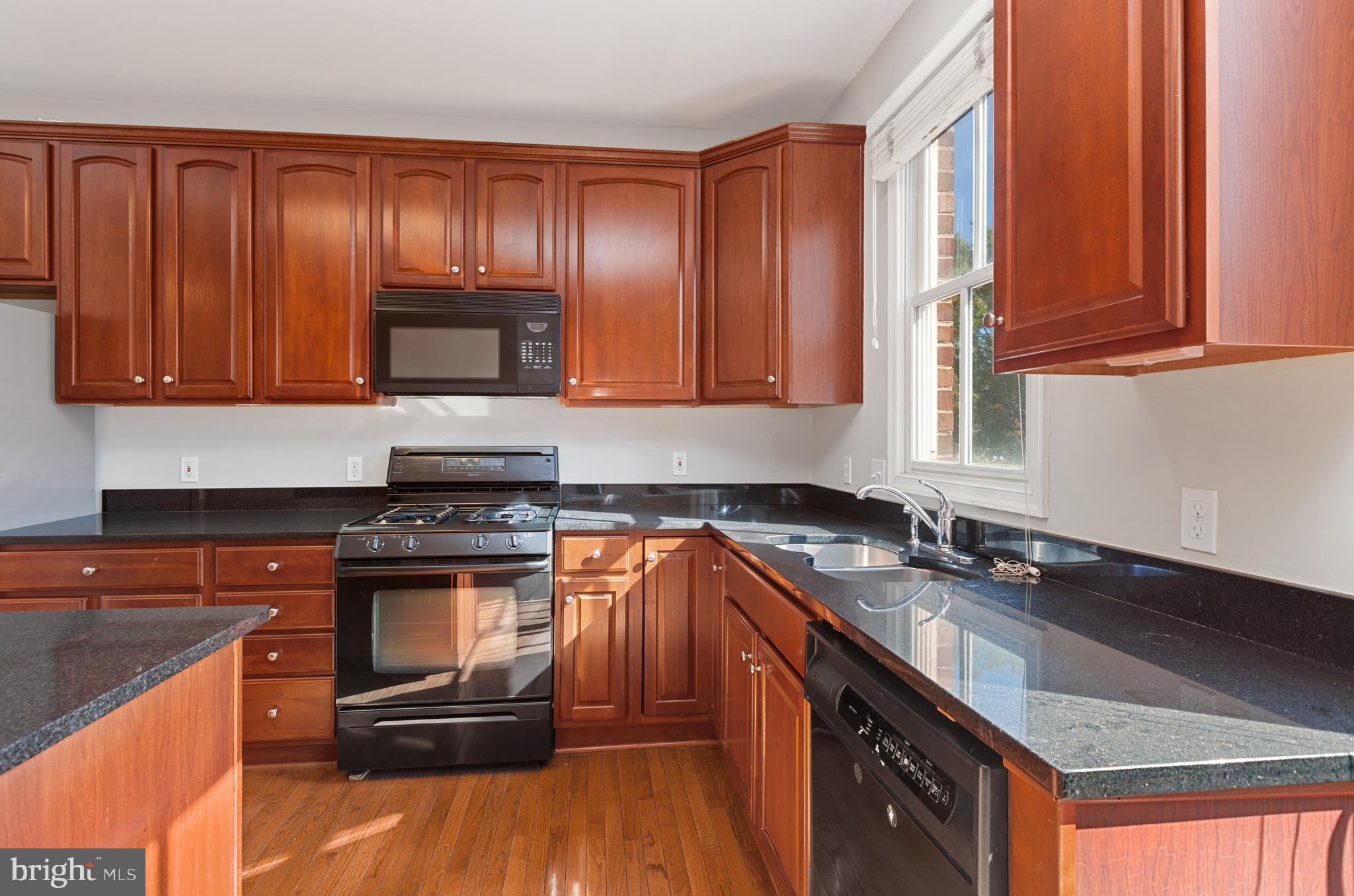 NORTH SHORE - Residential