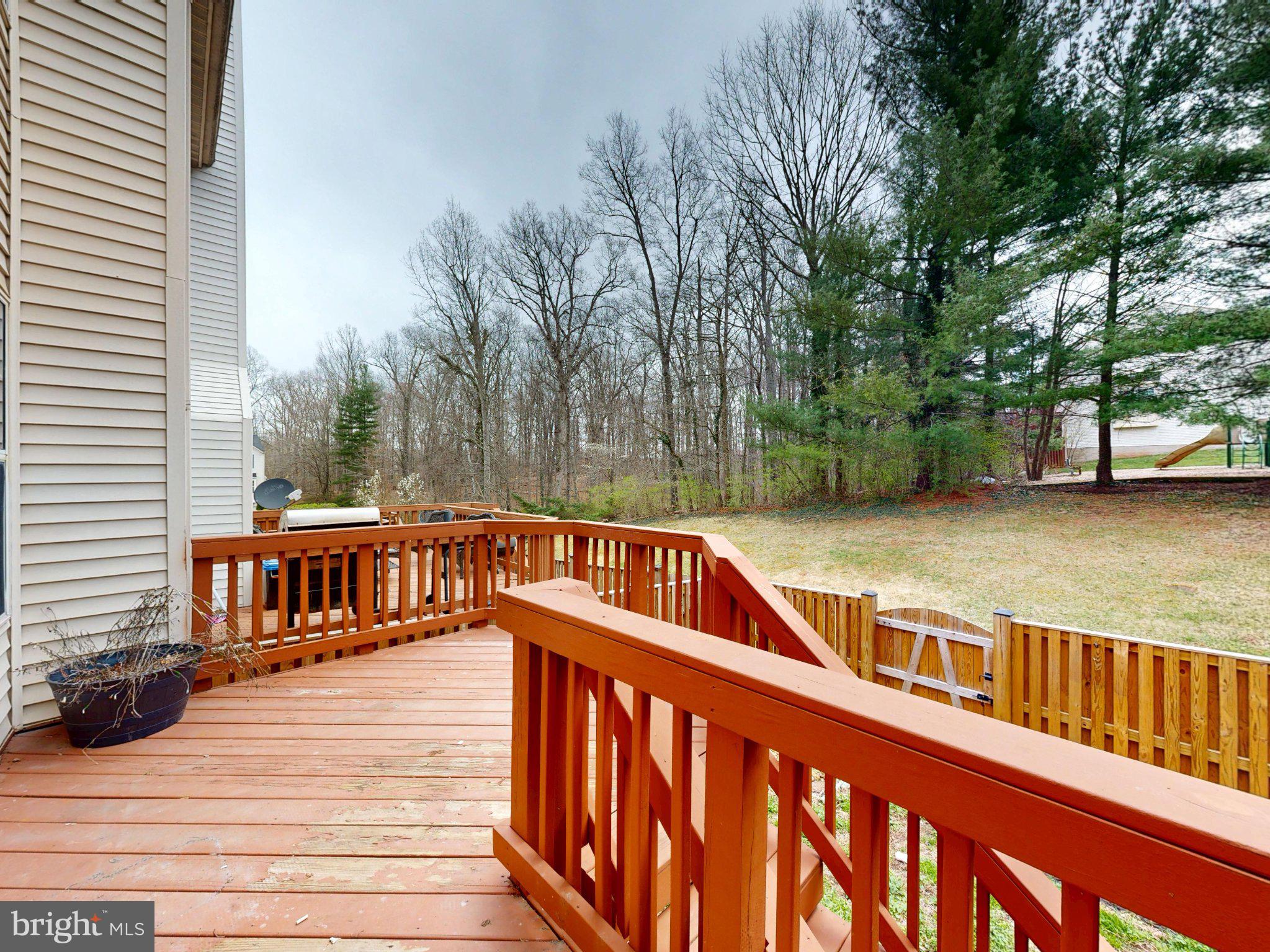 QUAIL HOLLOW - Residential