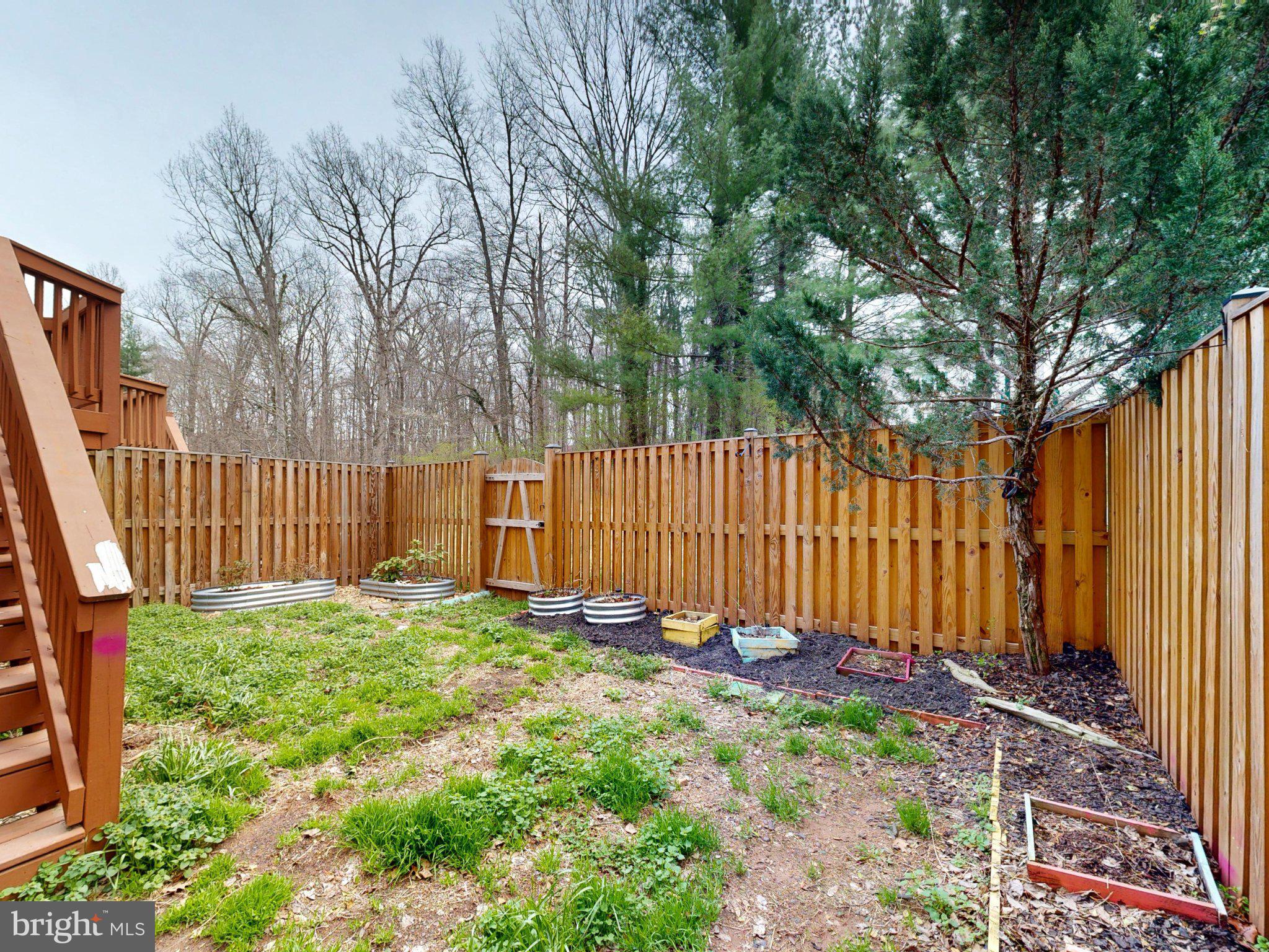 QUAIL HOLLOW - Residential