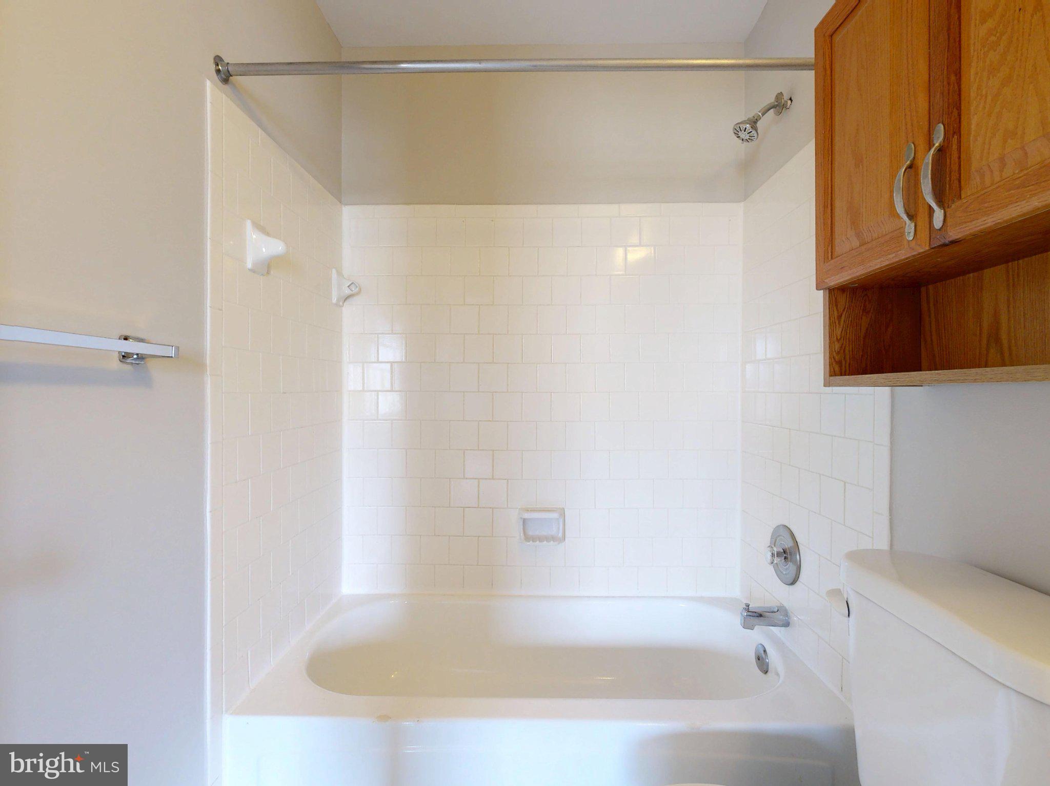 QUAIL HOLLOW - Residential