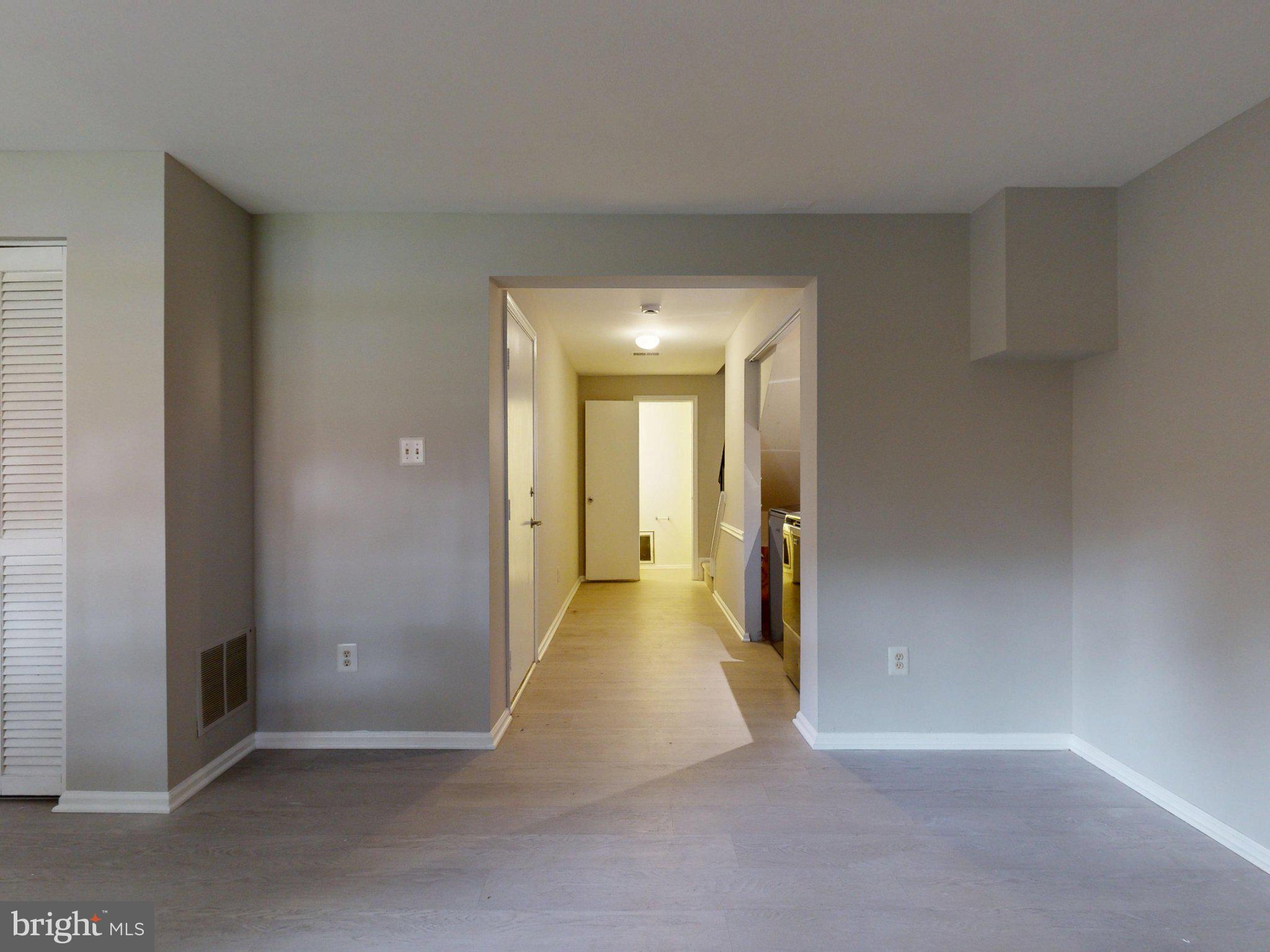 QUAIL HOLLOW - Residential