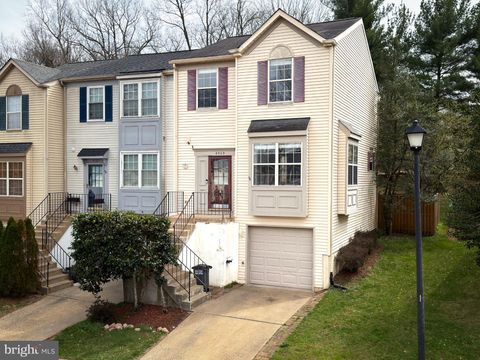 Townhouse For Sale - 8509 Charnwood Court<br/> Prince William County, MANASSAS, VA 20111
