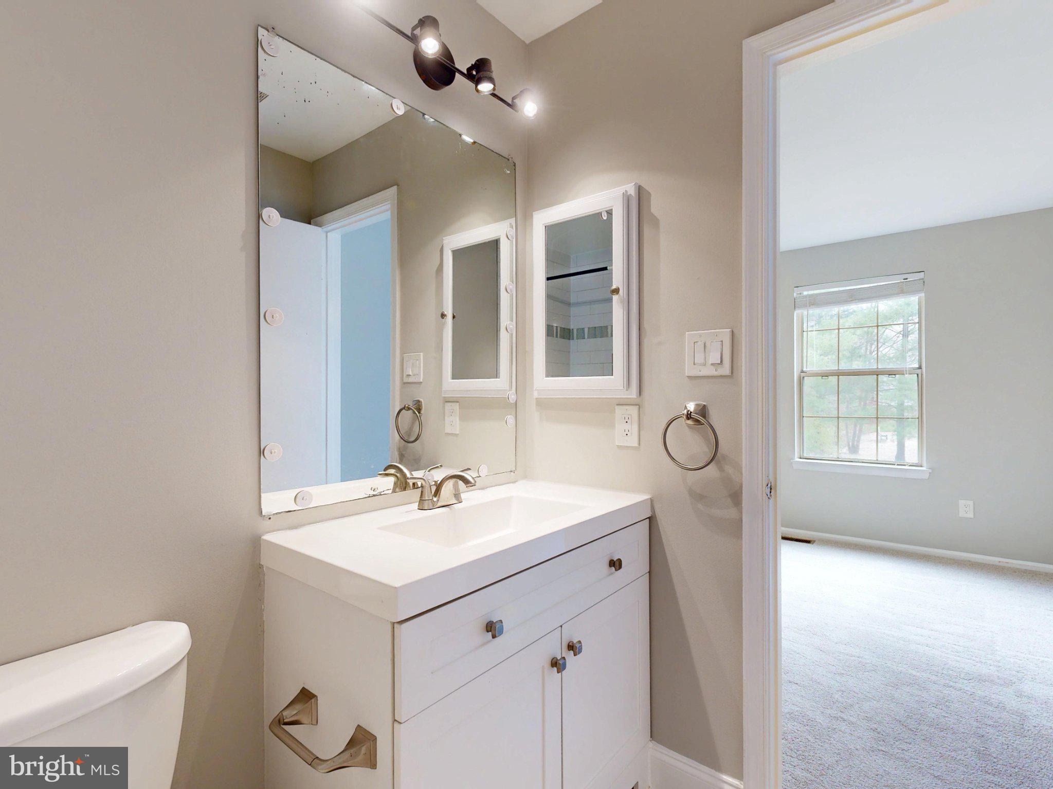 QUAIL HOLLOW - Residential