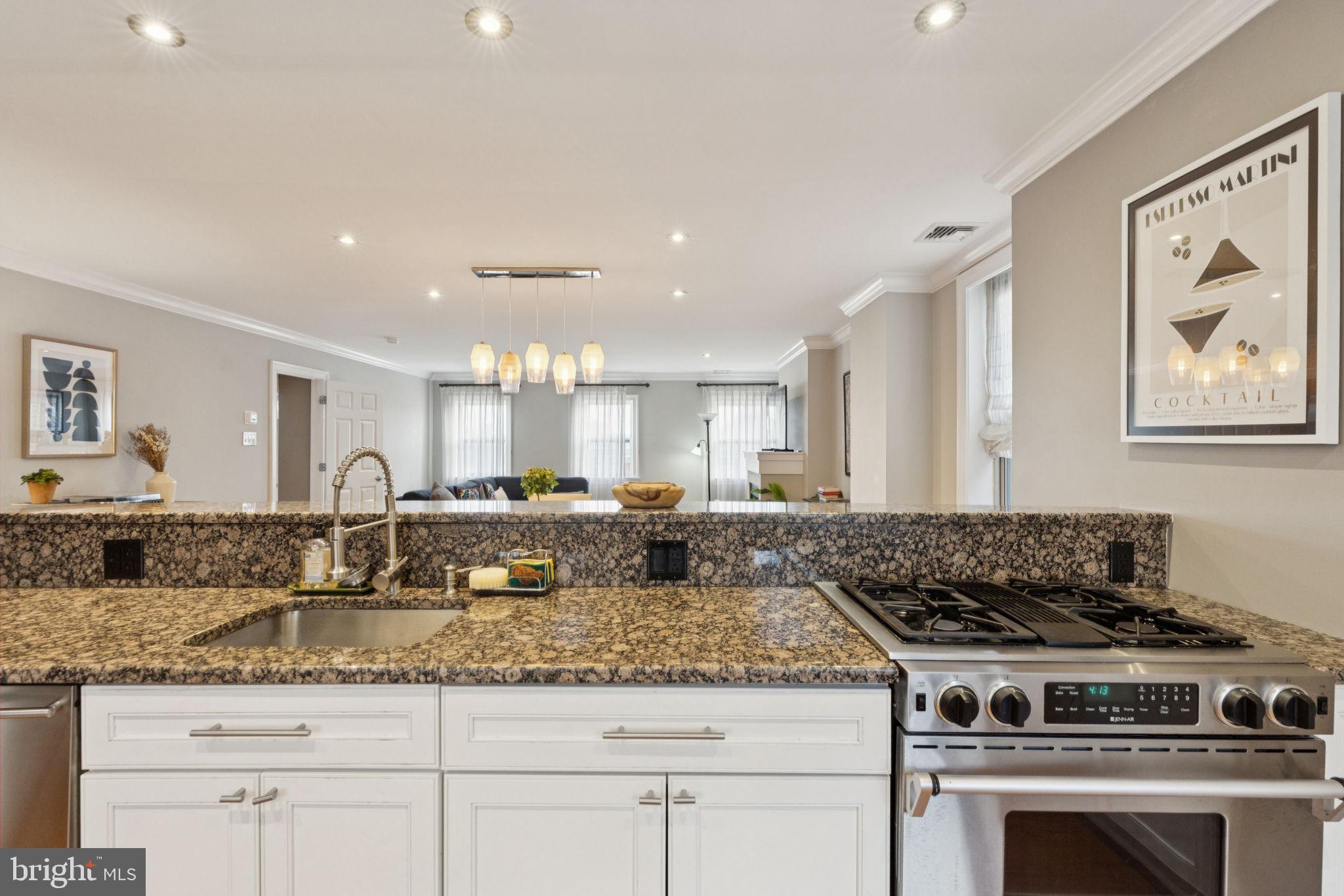 RITTENHOUSE SQUARE - Residential