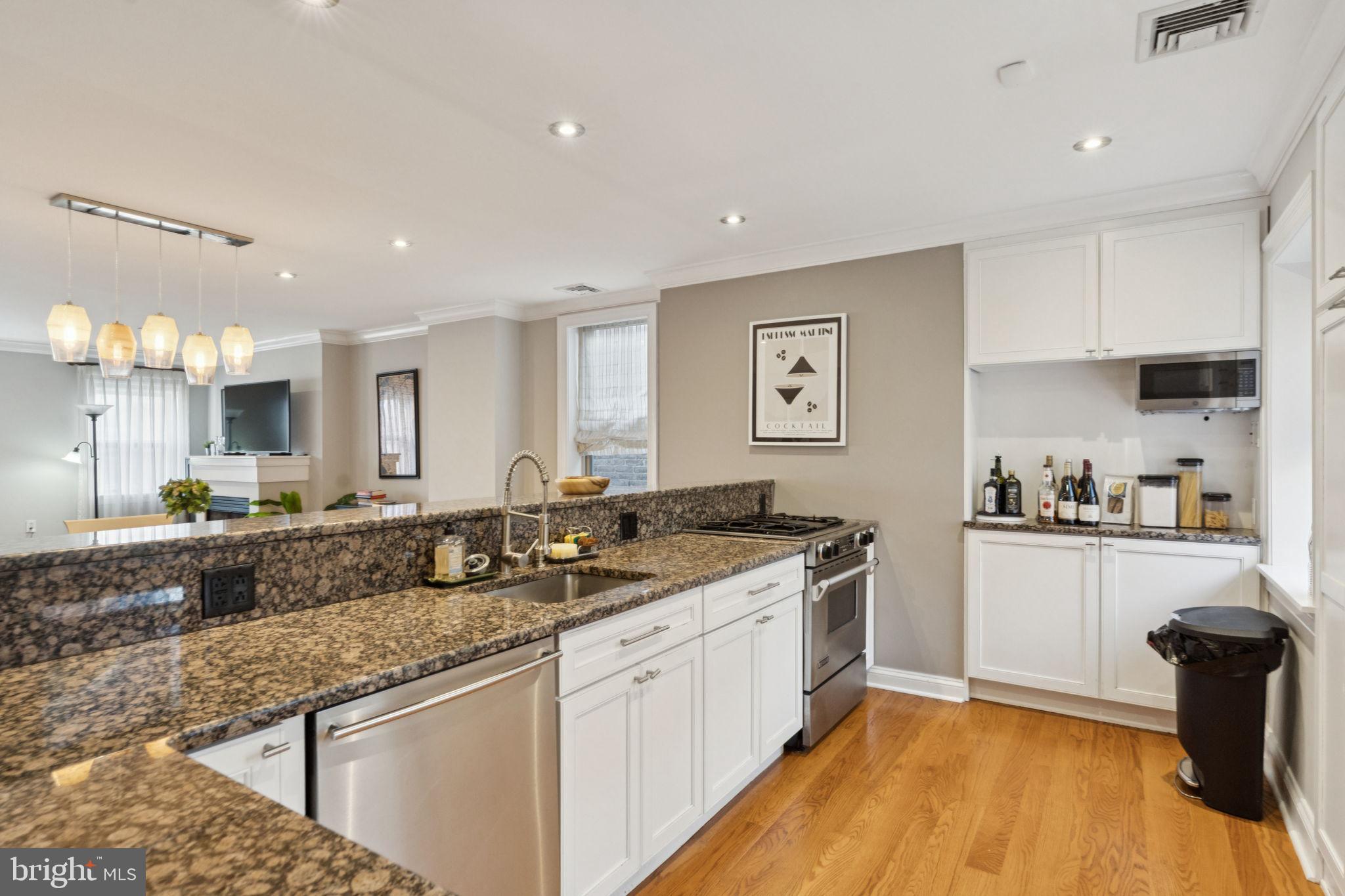 RITTENHOUSE SQUARE - Residential