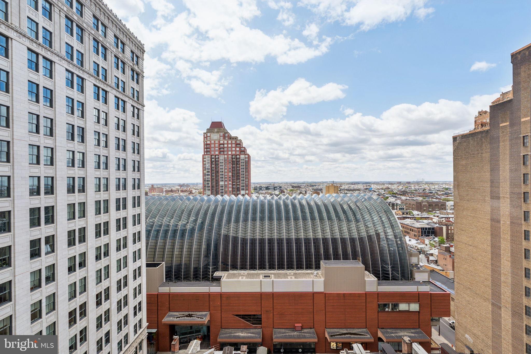 AVENUE OF THE ARTS - Residential