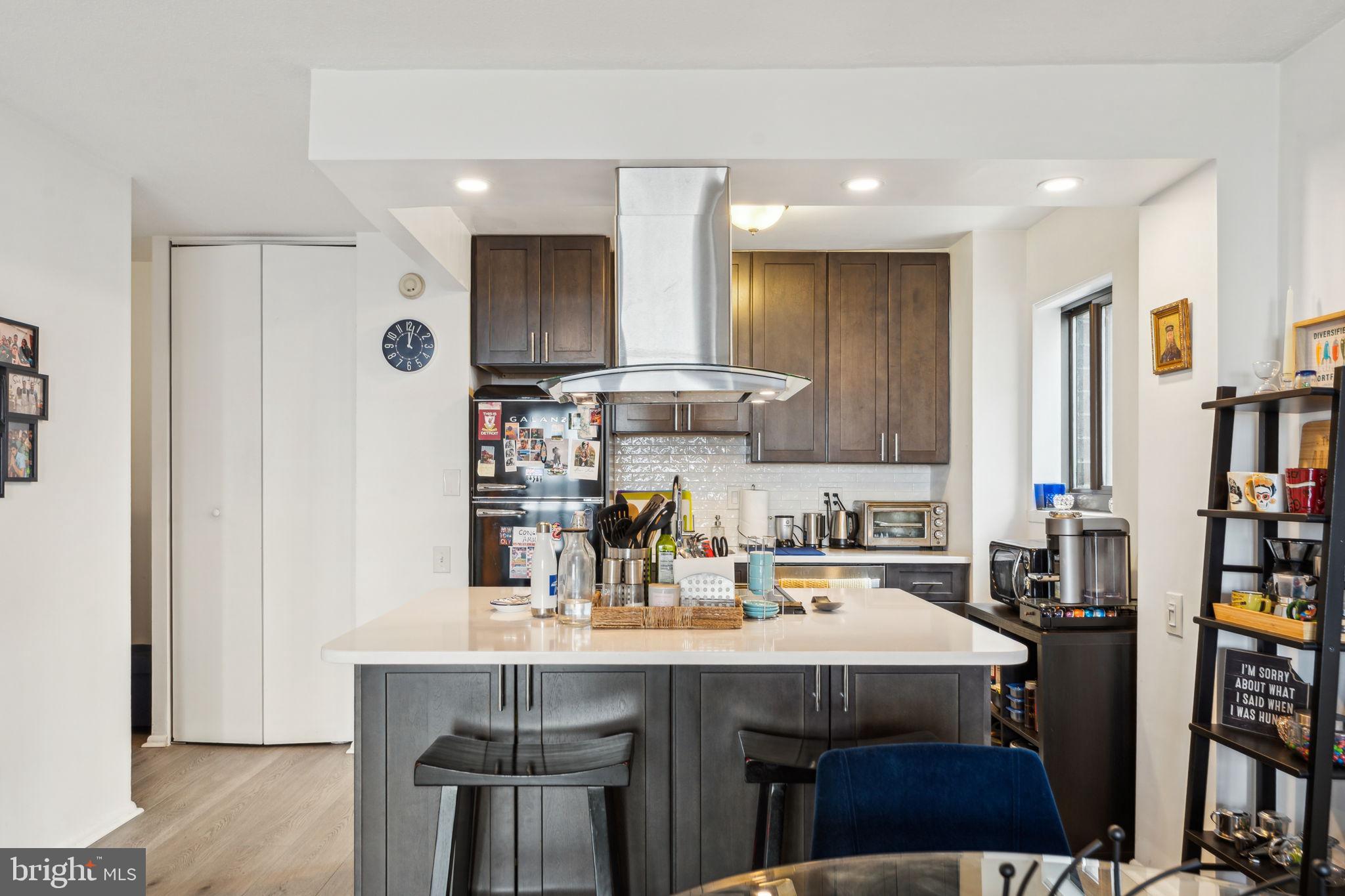 AVENUE OF THE ARTS - Residential