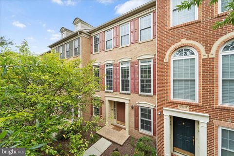 25817 MEWS TERRACE CHANTILLY VA 20152
