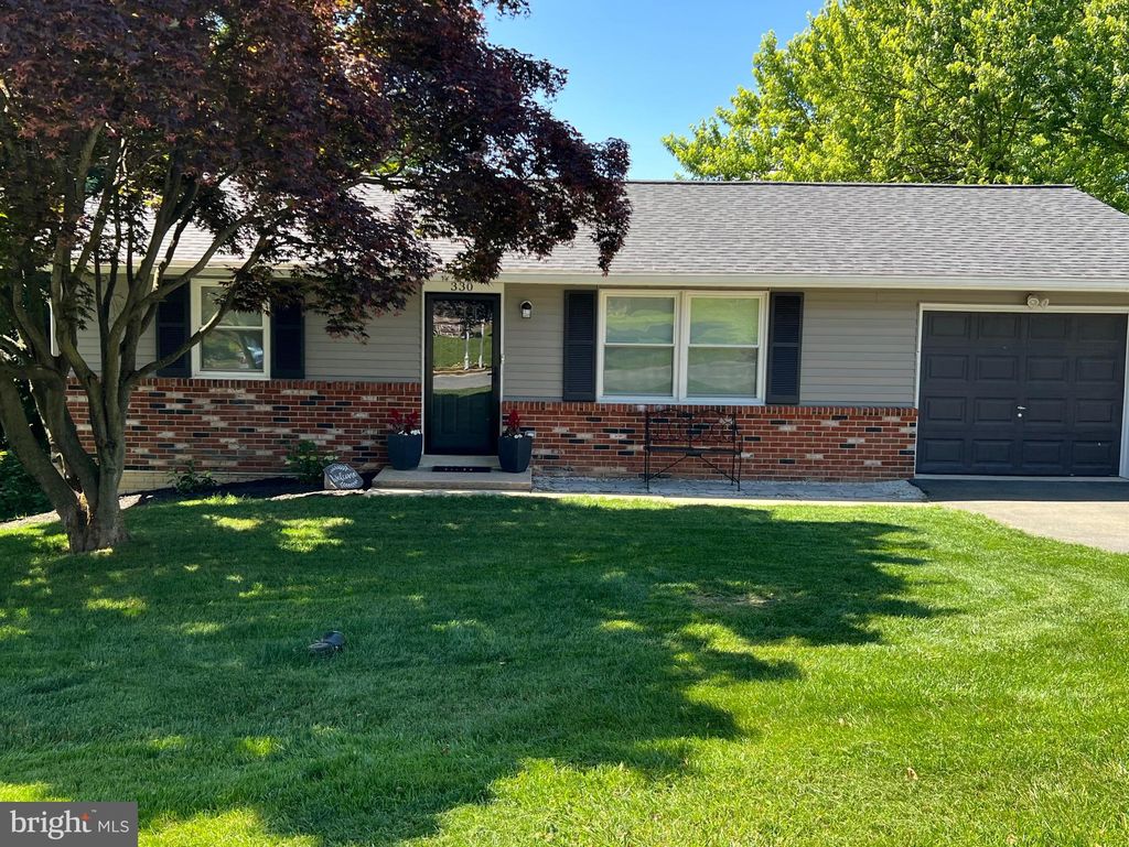 Photo of 330 Primrose Lane, Mountville, PA 17554 (MLS # PALA2052410)