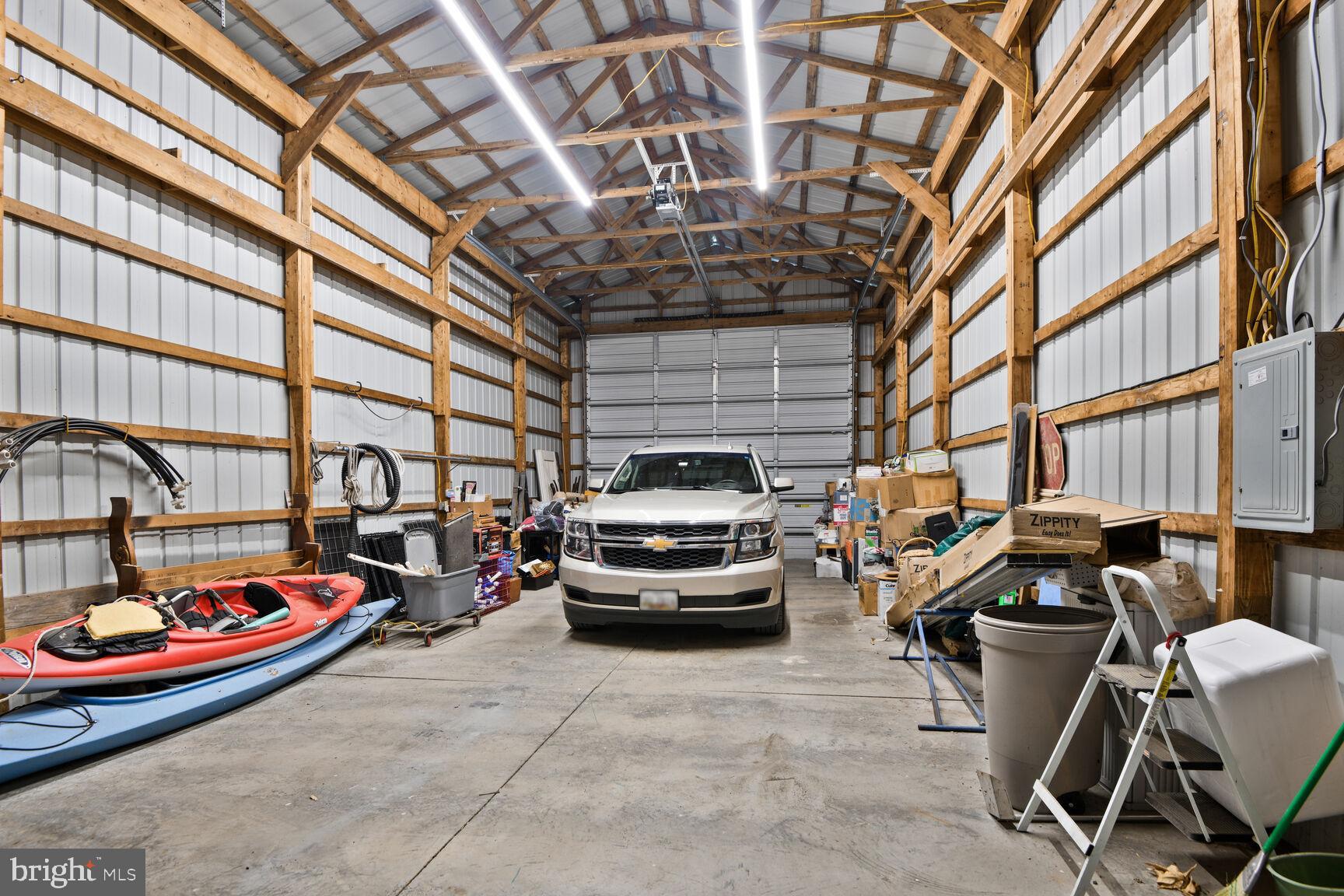 ROYAL OAK - Residential