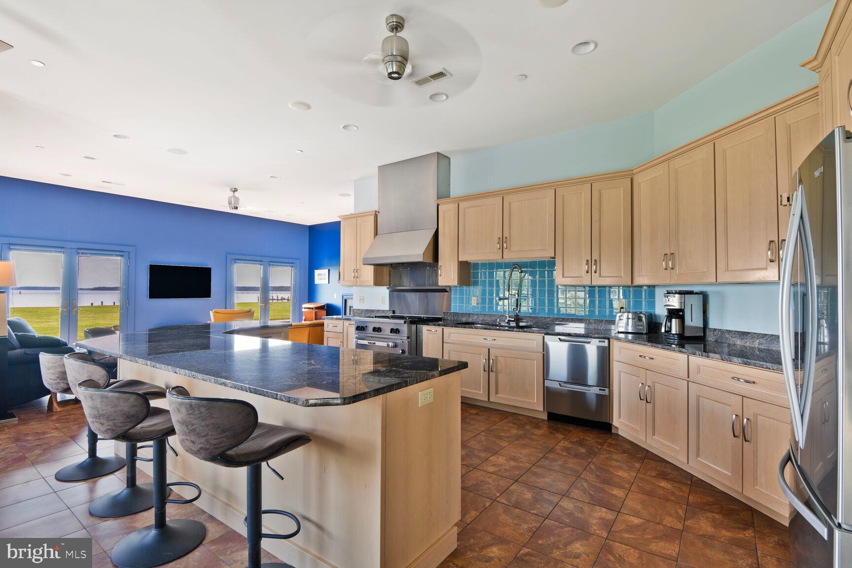 ROYAL OAK - Residential