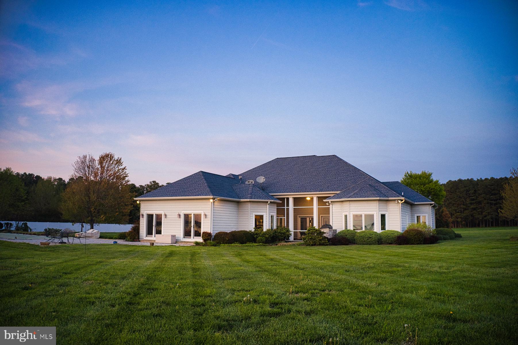 ROYAL OAK - Residential