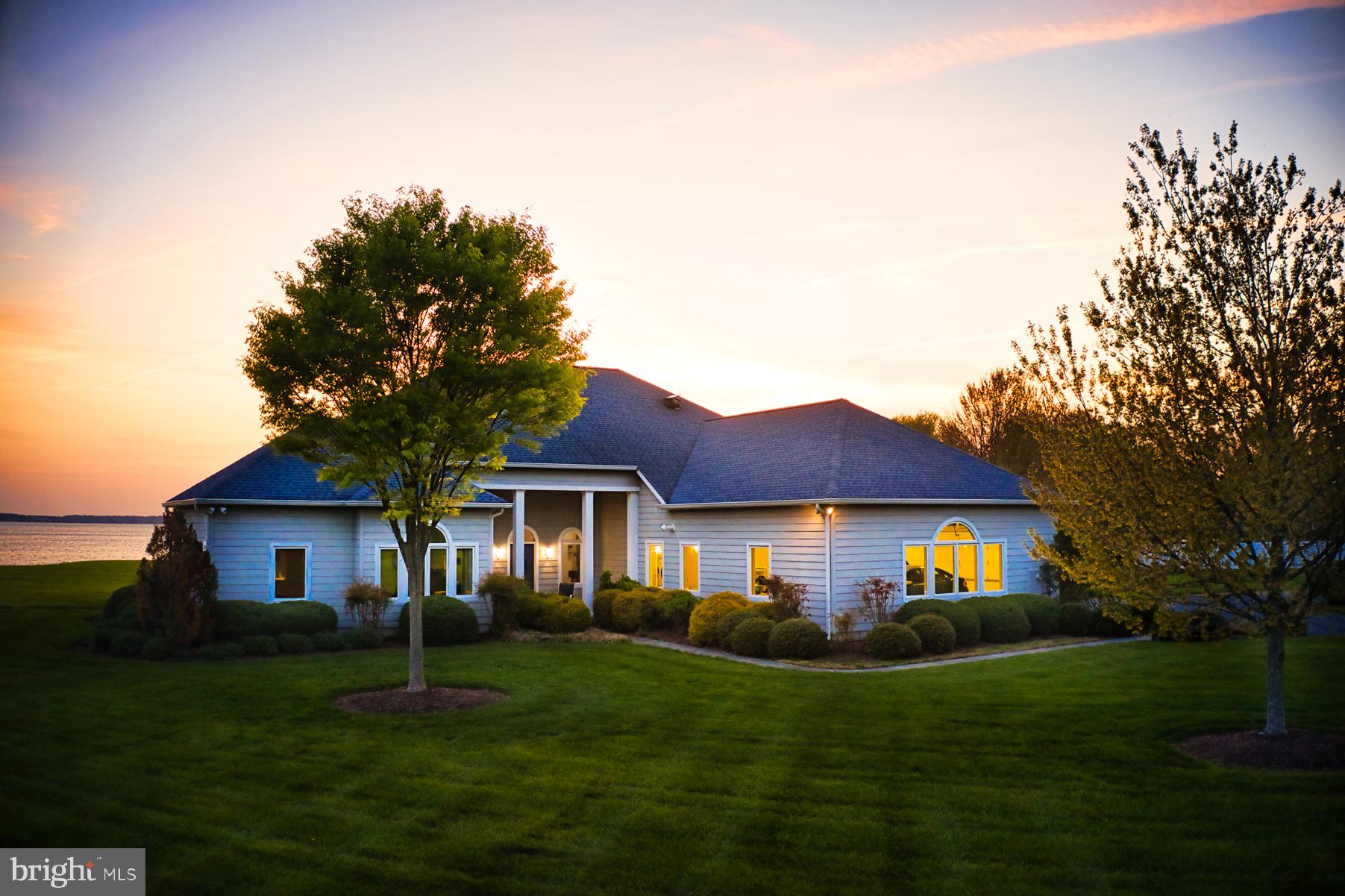 ROYAL OAK - Residential