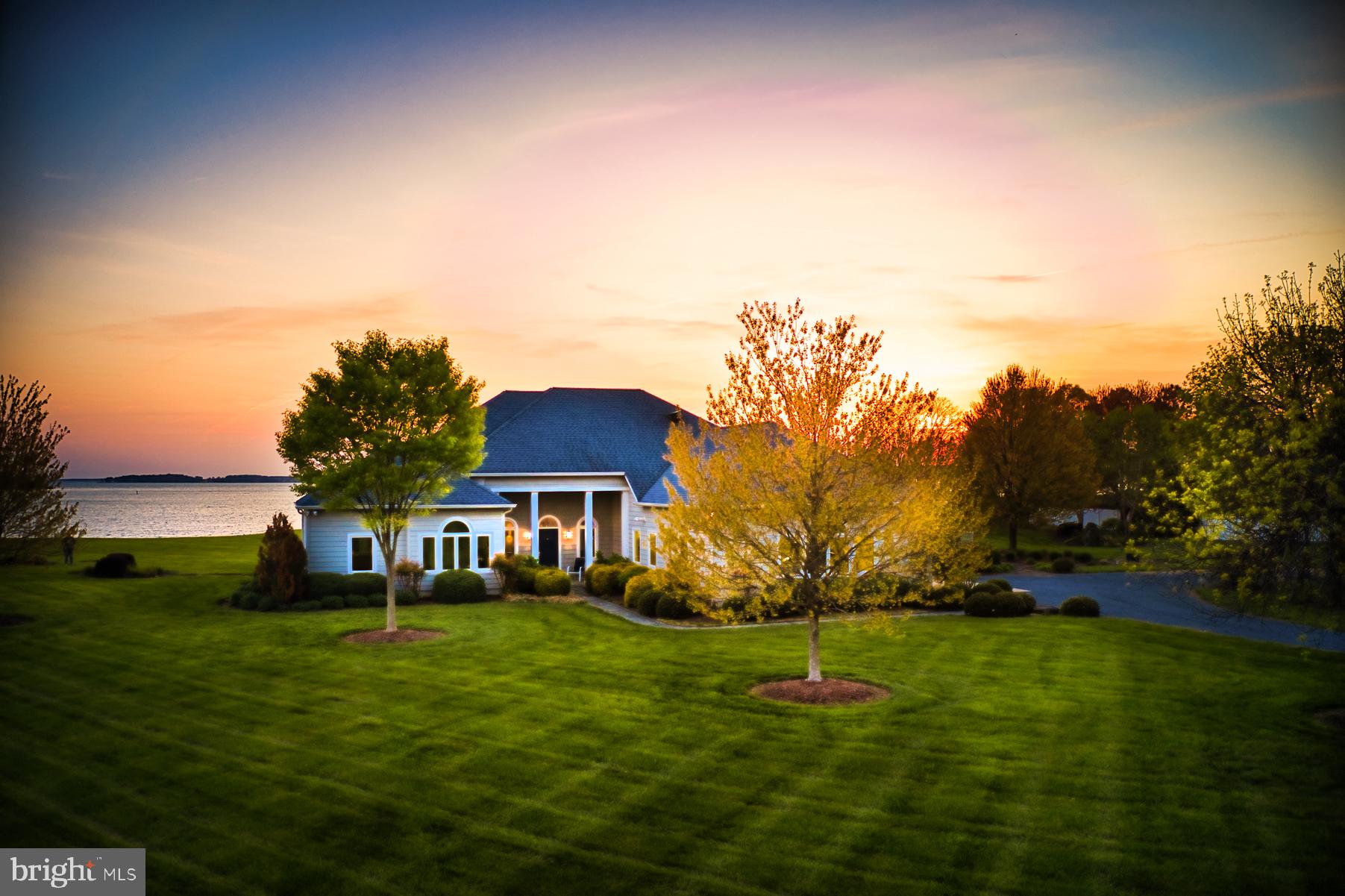 ROYAL OAK - Residential