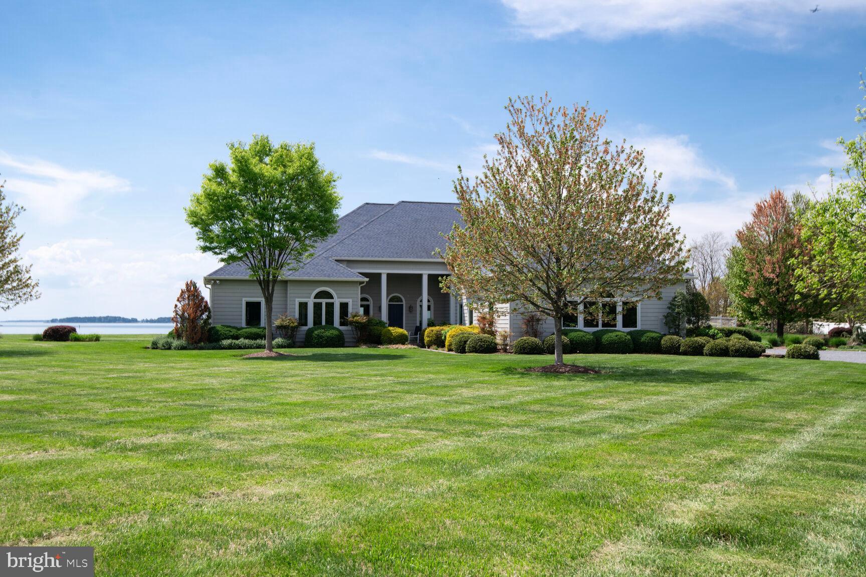 ROYAL OAK - Residential