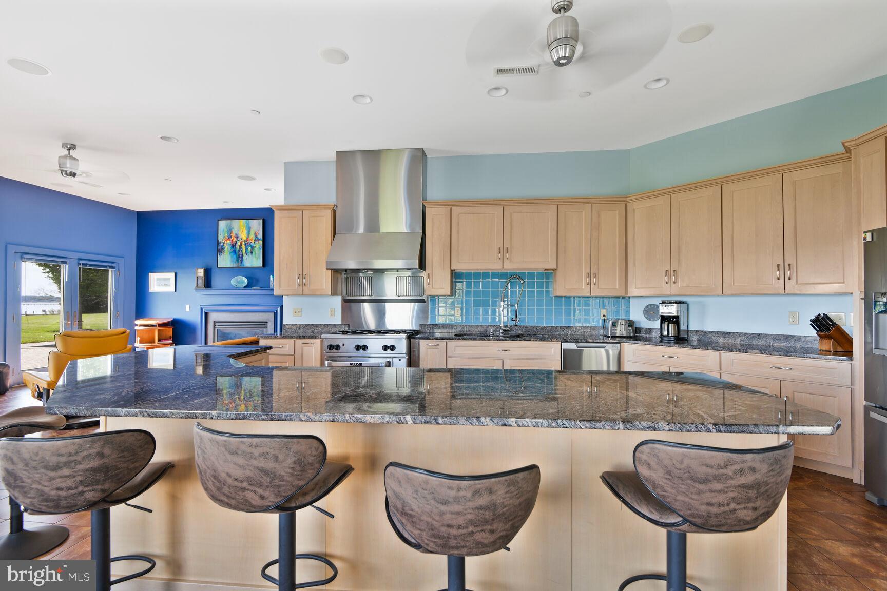 ROYAL OAK - Residential