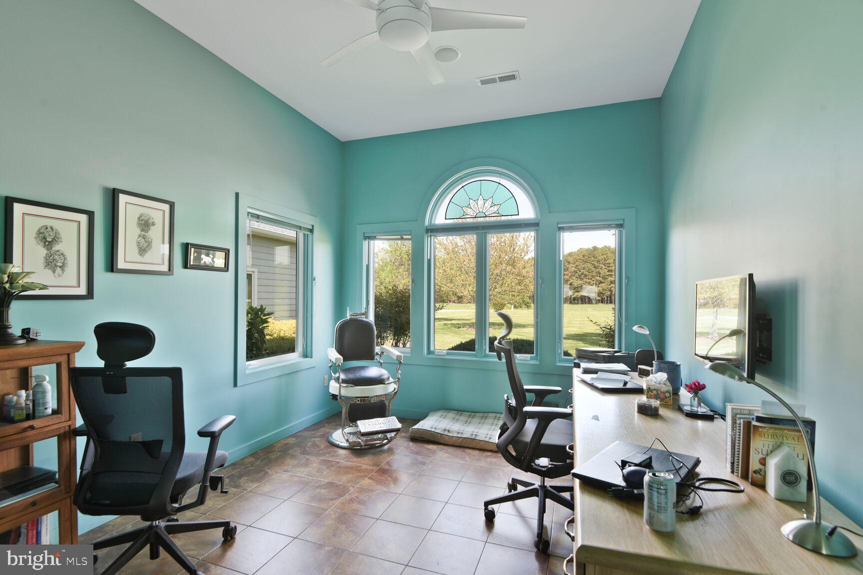 ROYAL OAK - Residential