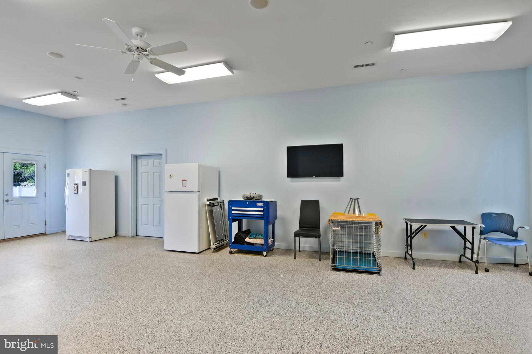 ROYAL OAK - Residential