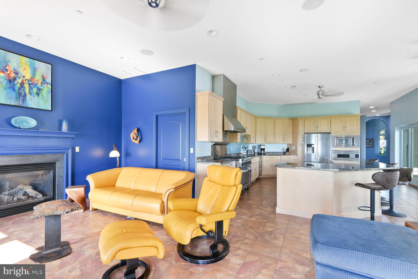 ROYAL OAK - Residential