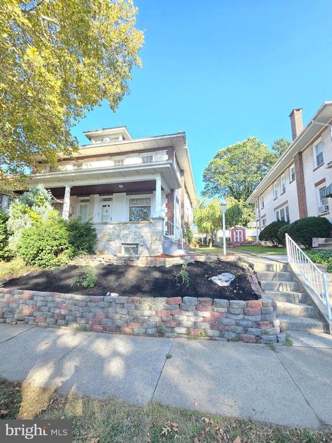 1421 PALM STREET READING PA 19604