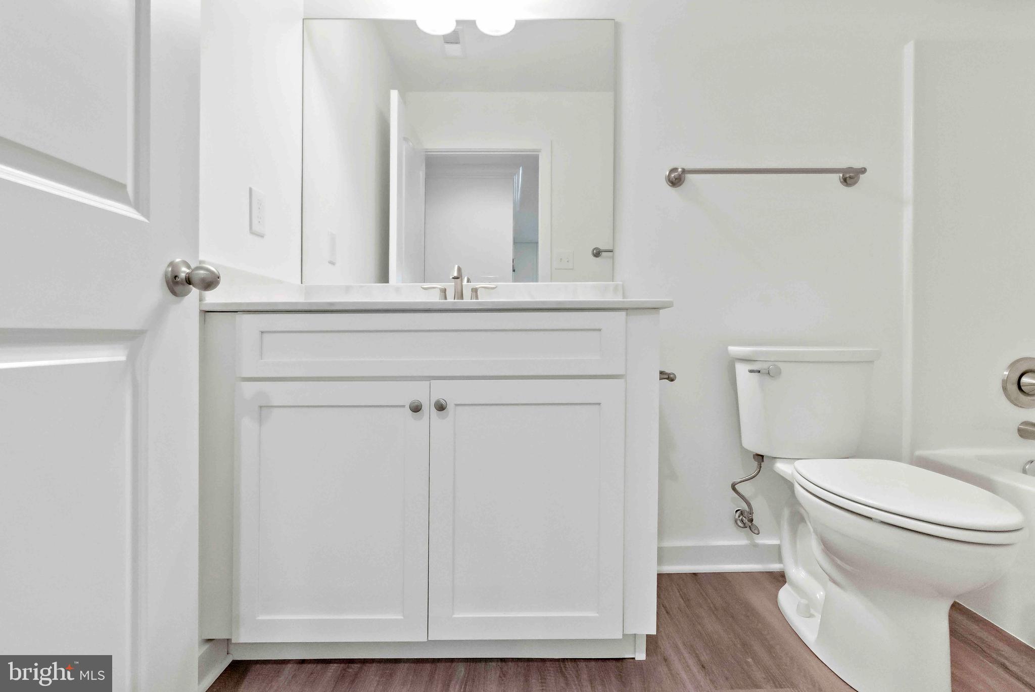 CARDINAL POINTE - Residential