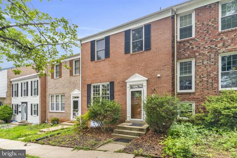 Townhouse For Rent - 606 Northcliffe Drive<br/> Montgomery County, ROCKVILLE, MD 20850