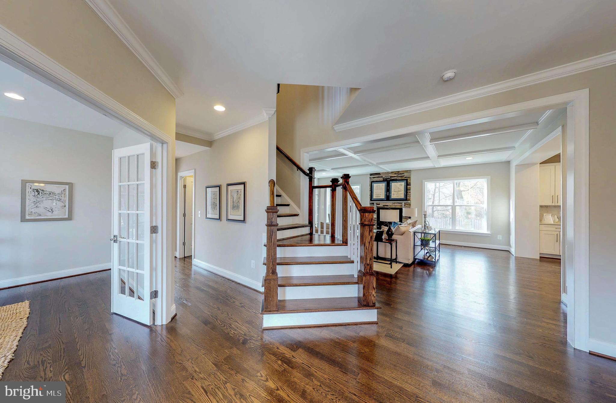 OAKTON VIEW - Residential