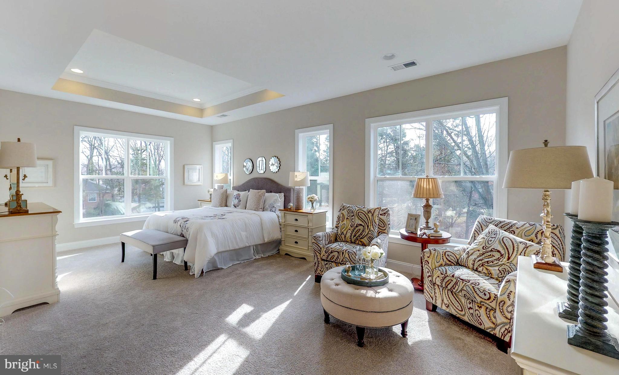 OAKTON VIEW - Residential