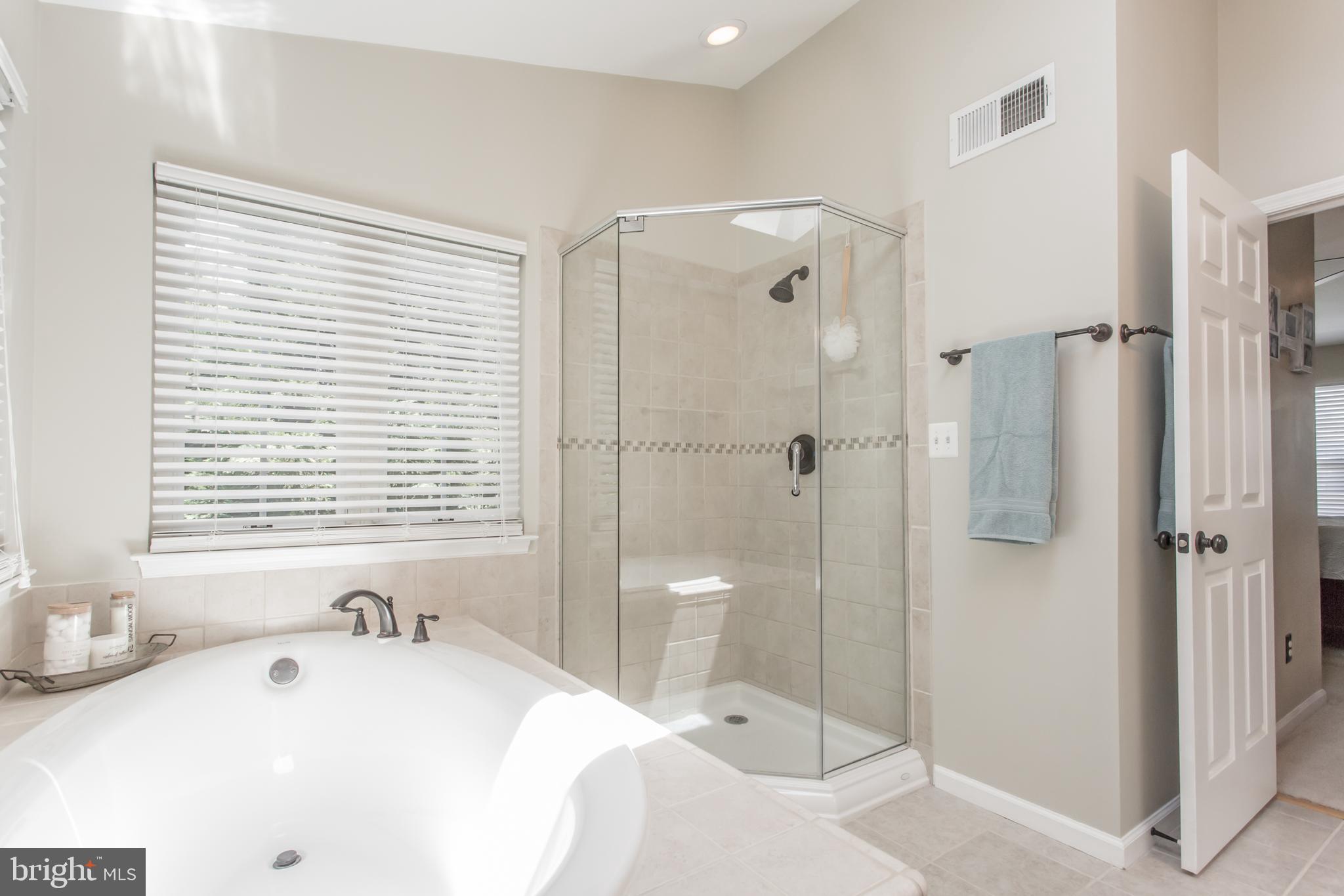 GREENHILL CROSSING - Residential