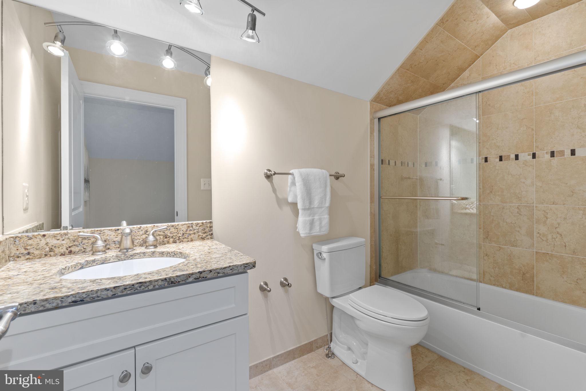 HILLMEAD - Residential